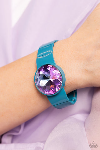 Exaggerated Ego - Blue - Oversized UV Gem Paparazzi Stretchy Bracelet - September 2023 Life of the Party Exclusive
