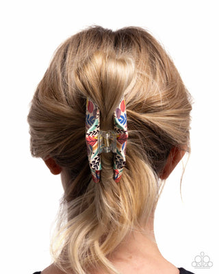 Wavy Wallflower - Multi - Colorful Flower Paparazzi Hair Claw Clip