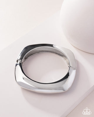 Rounded Reflection - Silver - 2025 Game On Convention Exclusive