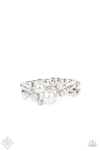 Avant-Vintage White Paparazzi Ring