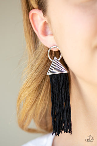 Oh My GIZA Black Paparazzi Earrings