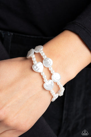 Good Time PEARL - White - Pearly Heart Bead Paparazzi Stretchy Bracelet